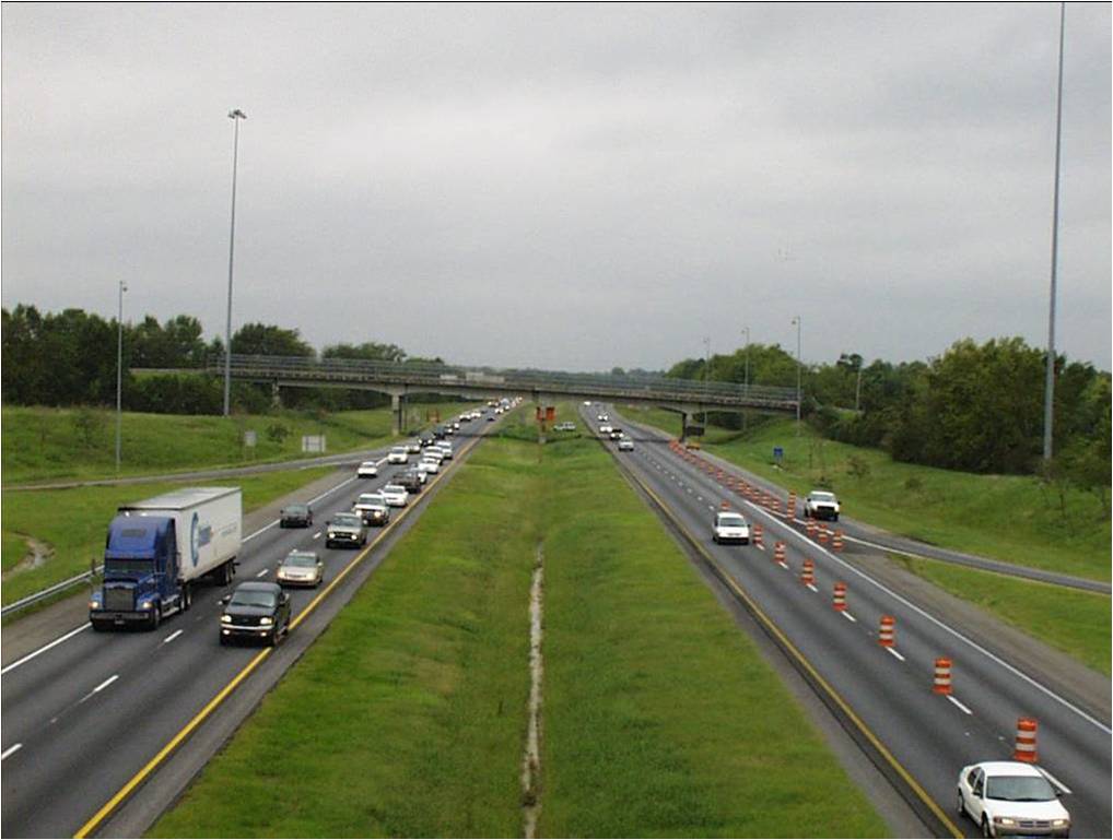 Traffic traveling the same direction in contraflow measures along I-65 