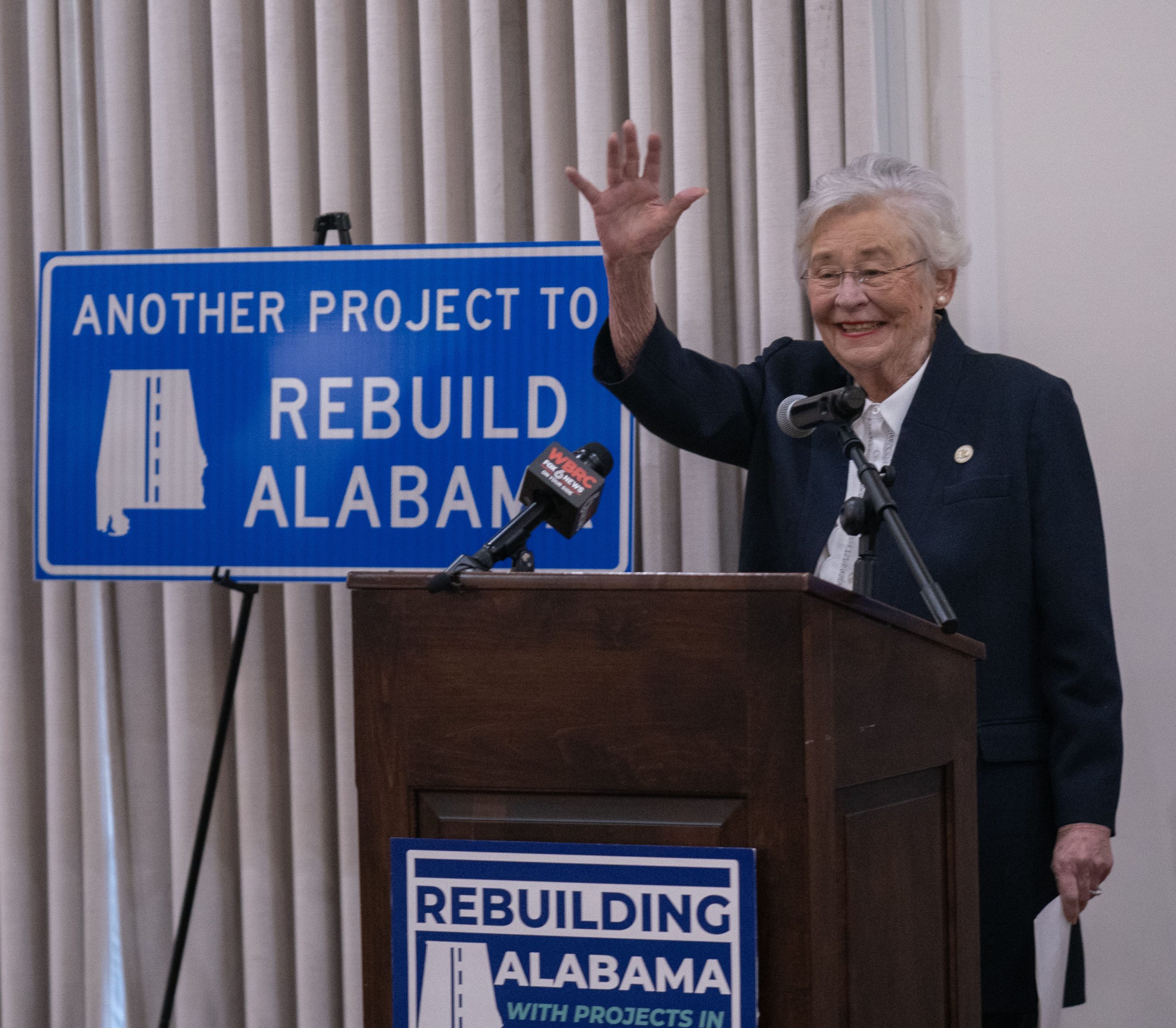 Governor Kay Ivey gave remarks at the completion ceremony for the US-82 Rebuild Alabama Project at Indian Hills Country Club Friday January 31, 2025 in Tuscaloosa, Ala. The first of the four initial, major Rebuild Alabama projects announced by Governor Ivey, this 2.77-mile section of US-82 from SR-69 to Rice Mine Road serves as a main corridor for more than 50,000 vehicles per day. ALDOT added additional travel lanes, improved access management to help traffic flow and introduced a shared-use path for bicyclists and pedestrians.(Governor’s Office /Hal Yeager)