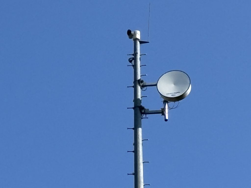 A close-up of the camera atop the pole.