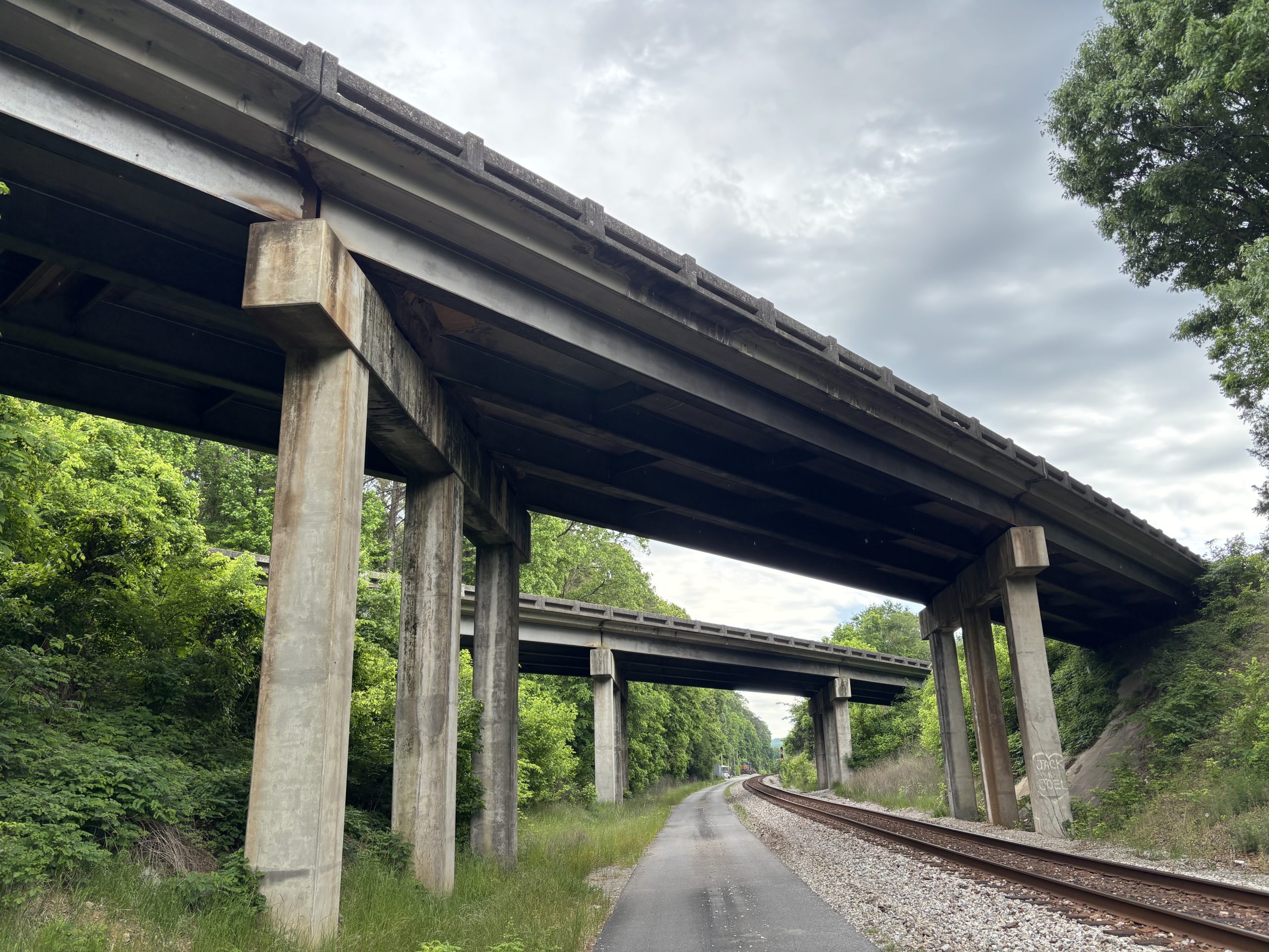 Two interstate bridges over a railroad