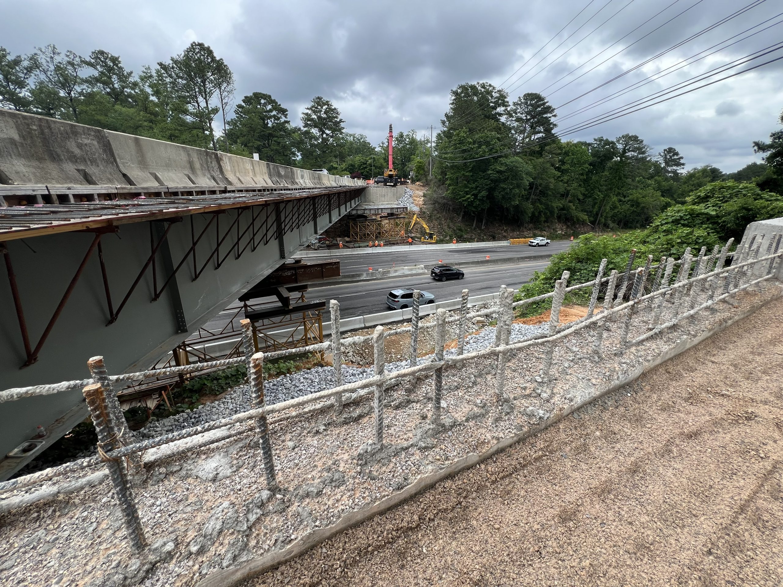 ALDOT to close all US-280 lanes at Pump House Road for final bridge girder installation.