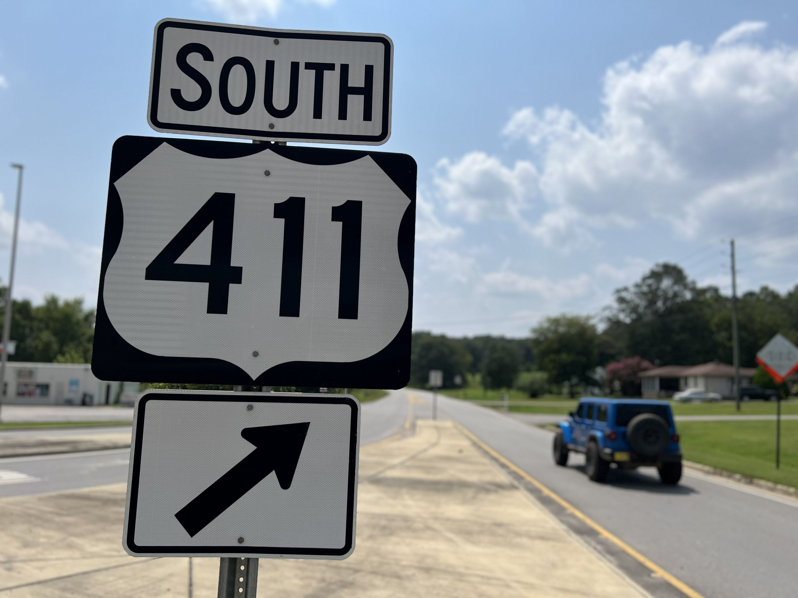 ALDOT is resurfacing nearly nine miles of US-411 between Odenville and Ashville in St Clair County.