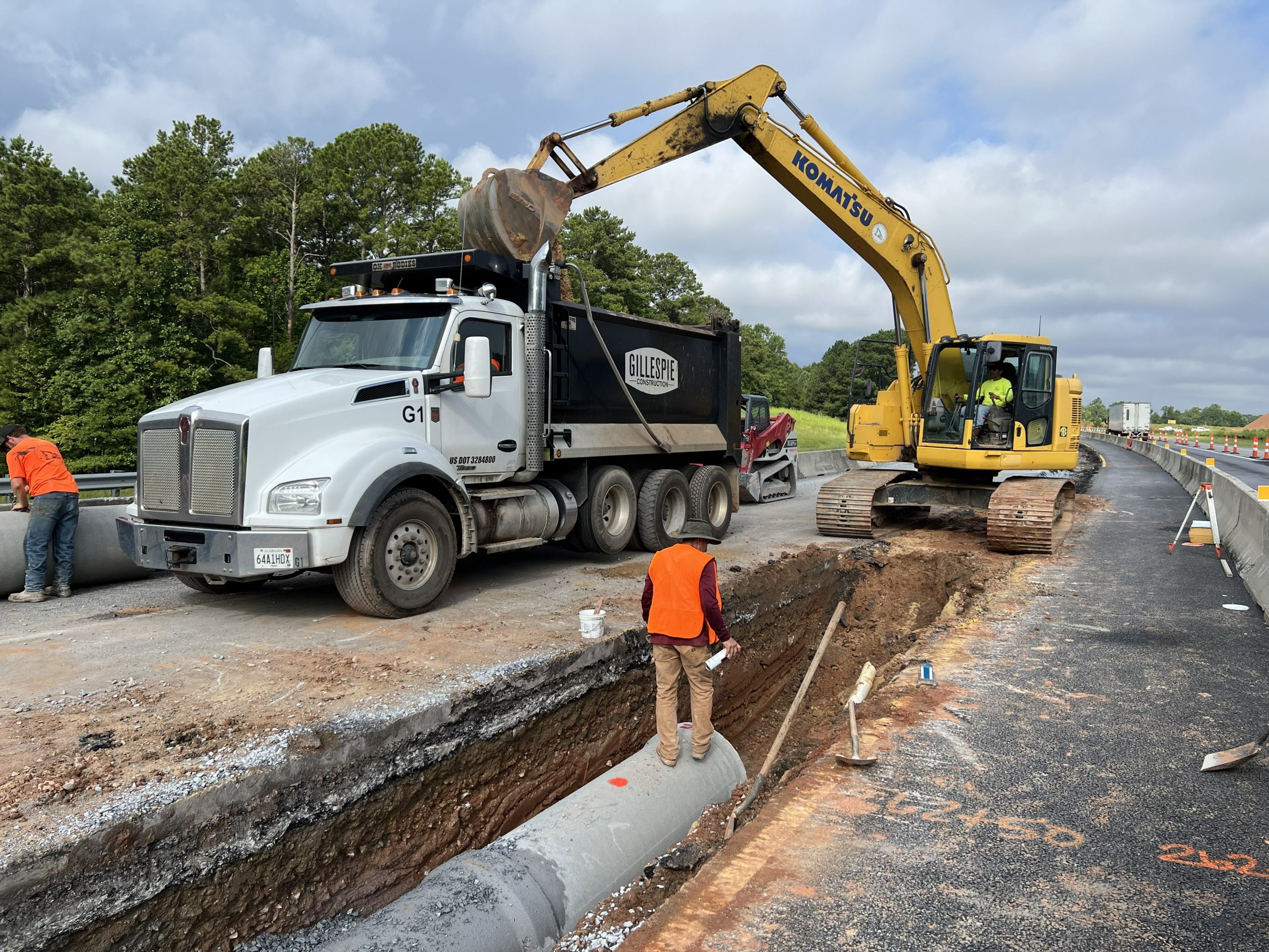 Resurfacing and access management upgrades on US-280 in Alexander City.