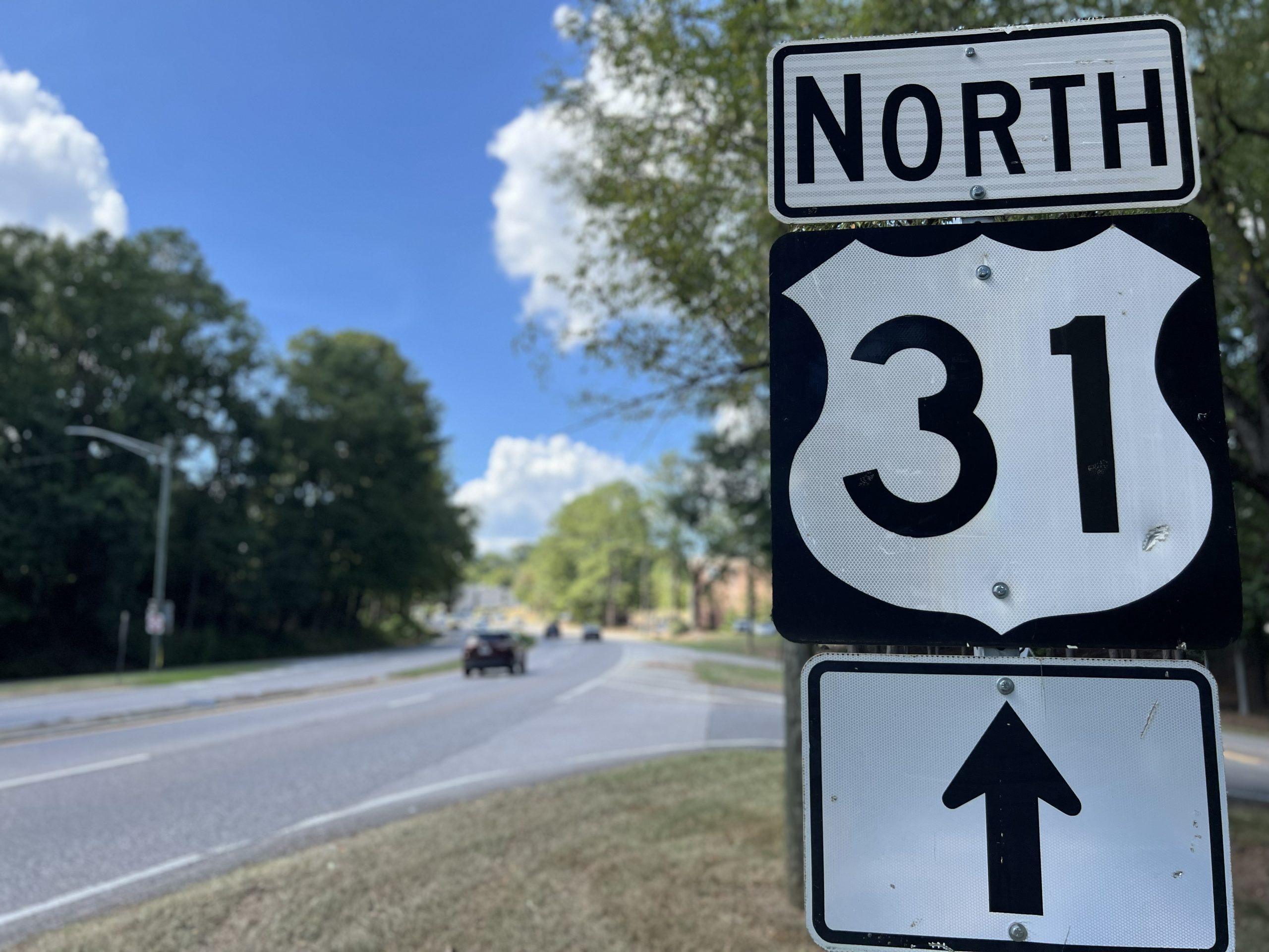 ALDOT is making access management improvements and resurfacing US-31 in Homewood.